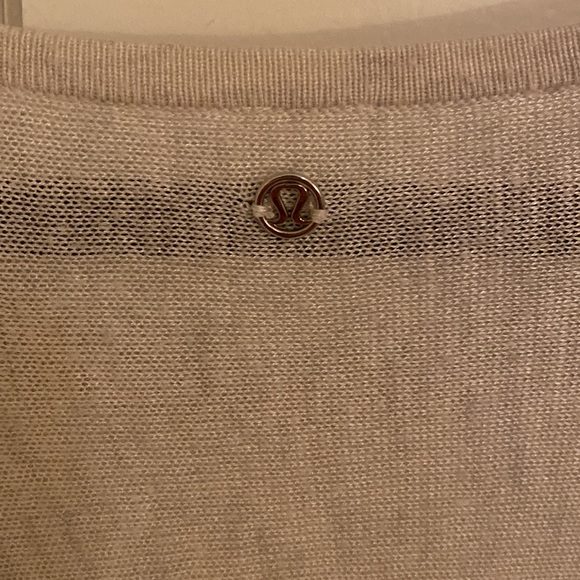Lululemon lightweight sweater - Picture 3 of 4